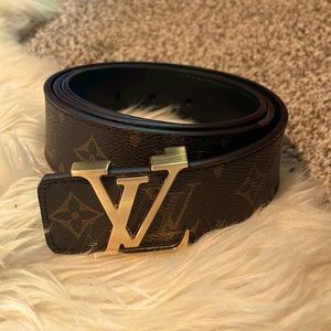 Louis Vuitton LV Initials 40mm Belt